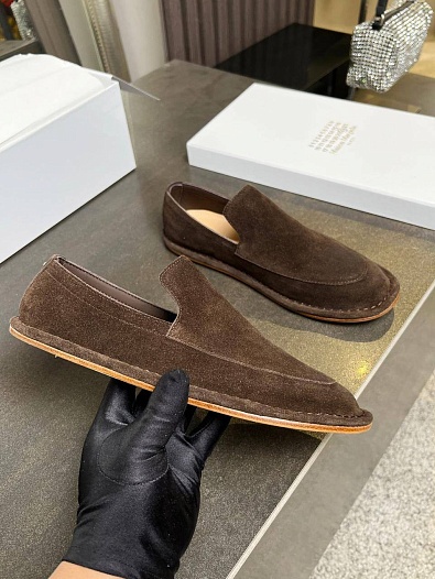Замшевые женские лоферы Maison Margiela Premium - Brown   