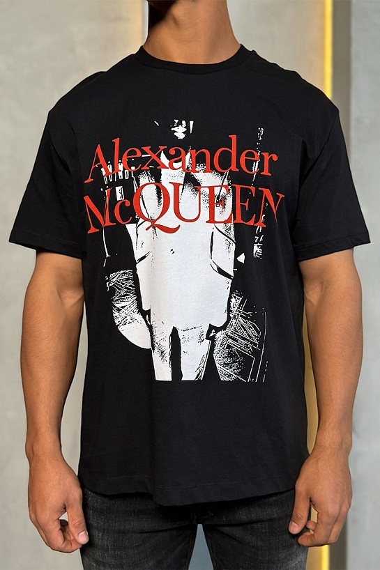 Мужская чёрная футболка Alexander McQueen logo-print