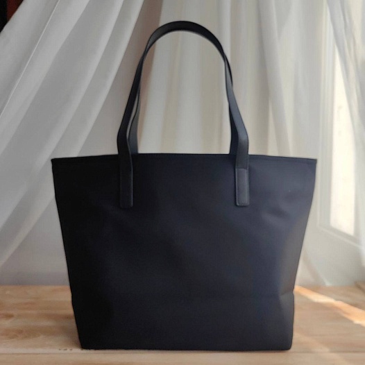 Женская сумка-тоут Prada Re-Nylon 30x28 см   