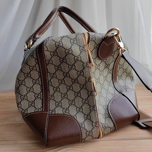 Дорожная сумка Gucci Interlocking G Duffle Bag in Beige 40x25 см   
