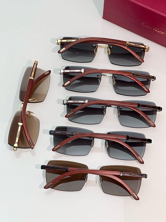 Солнцезащитные очки Cartier