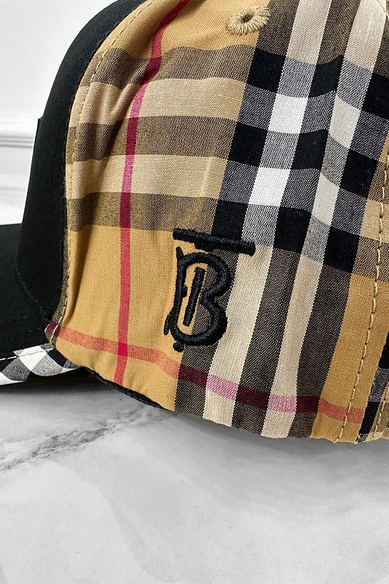 Бейсболка Burberry logo-patch - Black / Beige