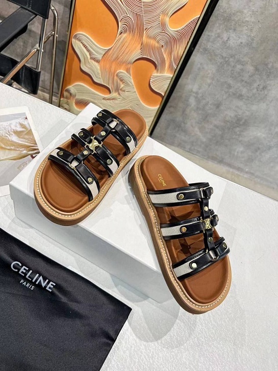 Женские кожаные шлёпанцы Celine