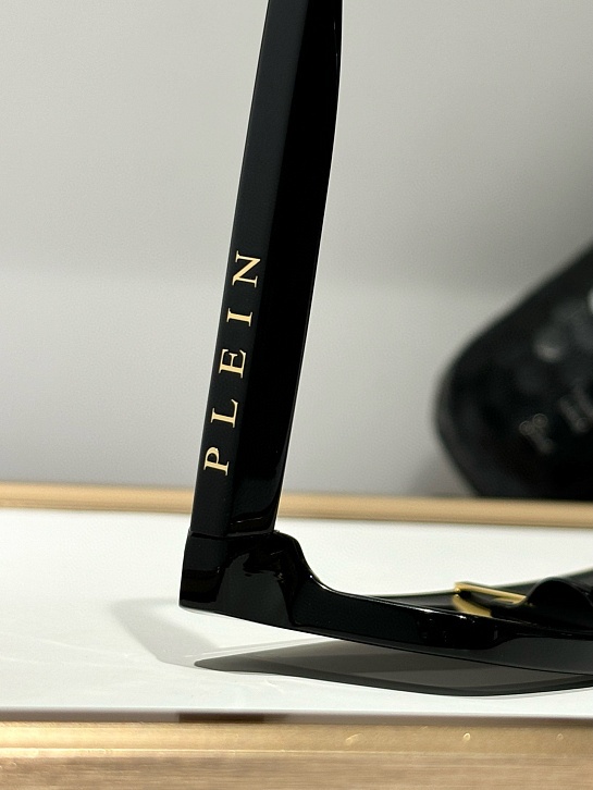 Солнцезащитные очки Philipp Plein Shelter
