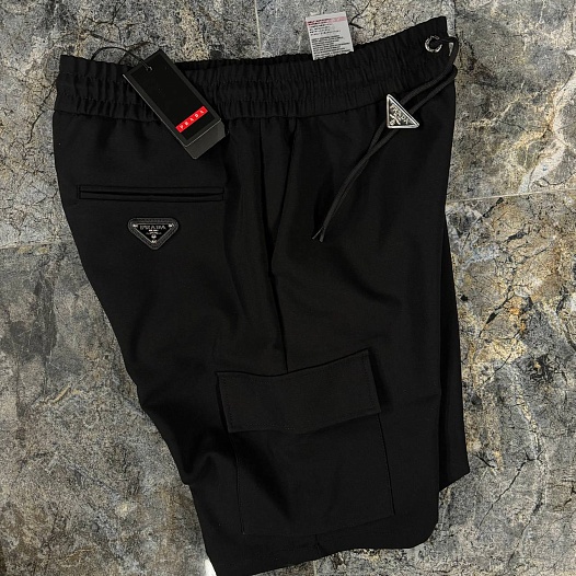 Мужские чёрные шорты Prada logo-plaque   