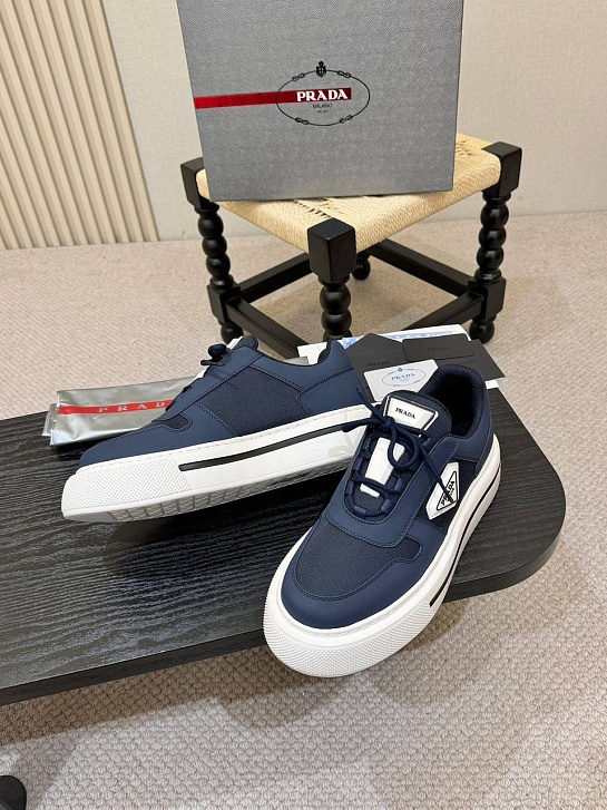 Комбинированные кроссовки Prada logo-plaque