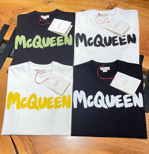 Чёрная футболка Alexander McQueen graffiti logo-print   