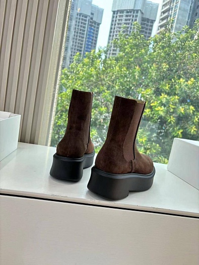 Женские замшевые сапоги The Row premium - Brown   