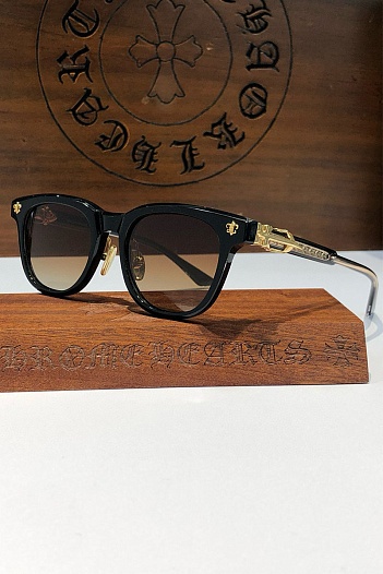 Солнцезащитные очки Chrome Hearts   