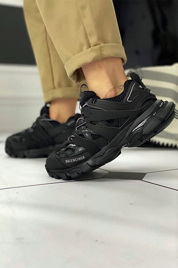 Кроссовки чёрного цвета Balenciaga Track Trainers   