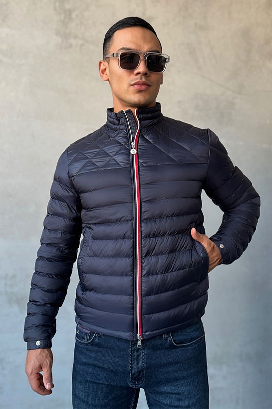 Мужская тёмно-синяя куртка Moncler Benamou