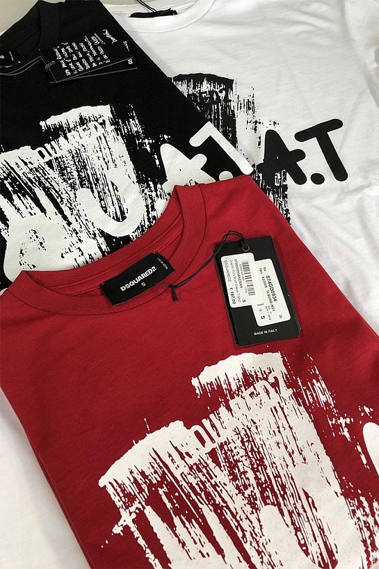 Красная оверсайз футболка Dsquared2 Squat