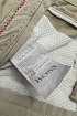 Мужские шорты Hugo Boss бежевого цвета
