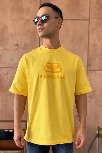 Жёлтая оверсайз футболка Balenciaga BB logo   