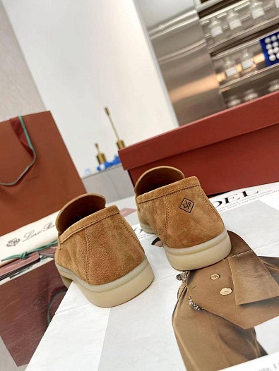 Женские замшевые лоферы Loro Piana Summer Charms Walk premium   