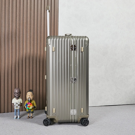 Чемодан Rimowa Aluminum Trunk Premium 77x42x36 см   
