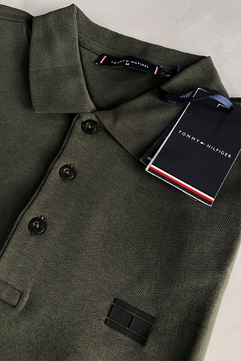 Классическое мужское поло Tommy Hilfiger тёмно-зелёного цвета   