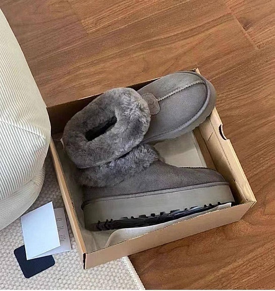 Женские ботинки с мехом UGG Mate Revival - Grey