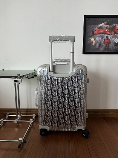 Чемодан Rimowa x Dior Aluminum Gradient S Premium 53x37x22 см   