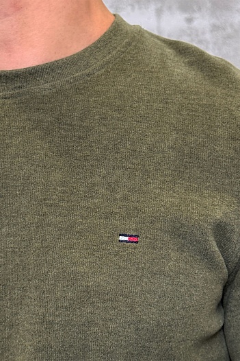 Мужской свитшот зелёного цвета Tommy Hilfiger   
