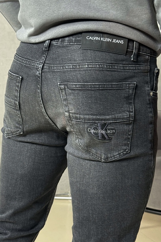Мужские чёрные джинсы Calvin Klein logo-embroidered