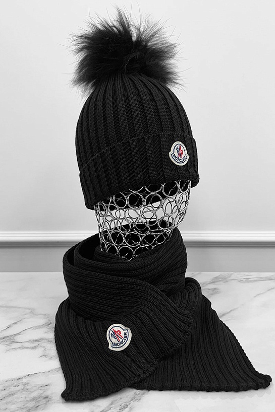 Комплект из шапки и шарфа чёрного цвета Moncler logo-patch