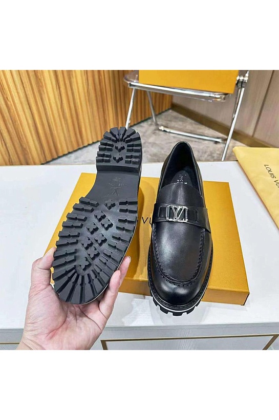 Мужские кожаные ботинки Louis Vuitton чёрного цвета