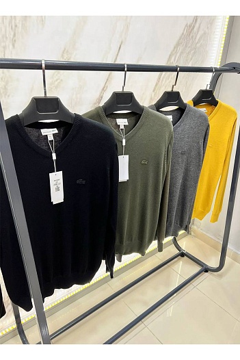 Джемпер чёрного цвета Lacoste V-Neck   