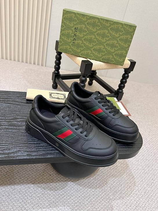 Мужские кожаные кроссовки Gucci