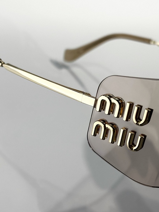 Солнцезащитные очки MIU MIU Aube
