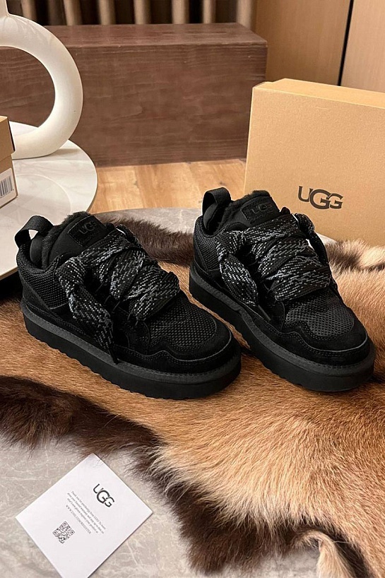 Женские ботинки с мехом UGG Lowmel - Black