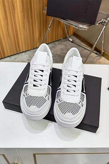 Кожаные кроссовки Valentino low-top - White / Black   