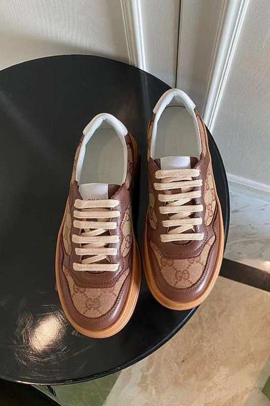 Мужские бежевые кроссовки Gucci