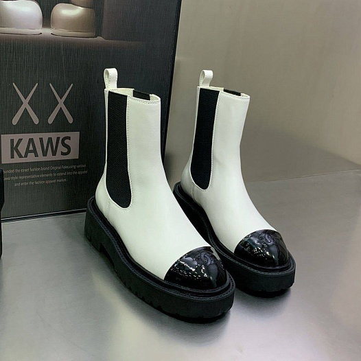 Женские кожаные сапоги Chanel Cruise premium - White / Black   