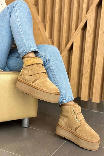 Женские ботинки UGG Mini Hi Platform - Sand   