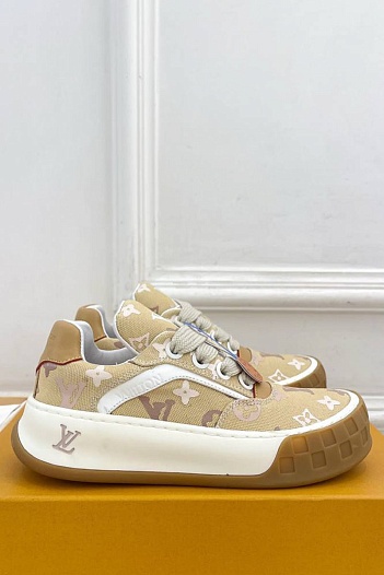 Женские кроссовки Louis Vuitton Tilted premium   
