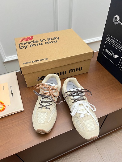 Женские кроссовки New Balance x Miu Miu 530 SL premium   
