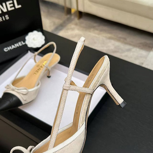 Женские кожаные туфли на каблуке Chanel premium   