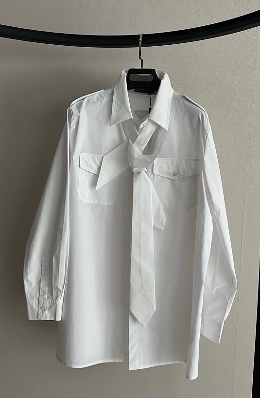 Белая женская рубашка Prada