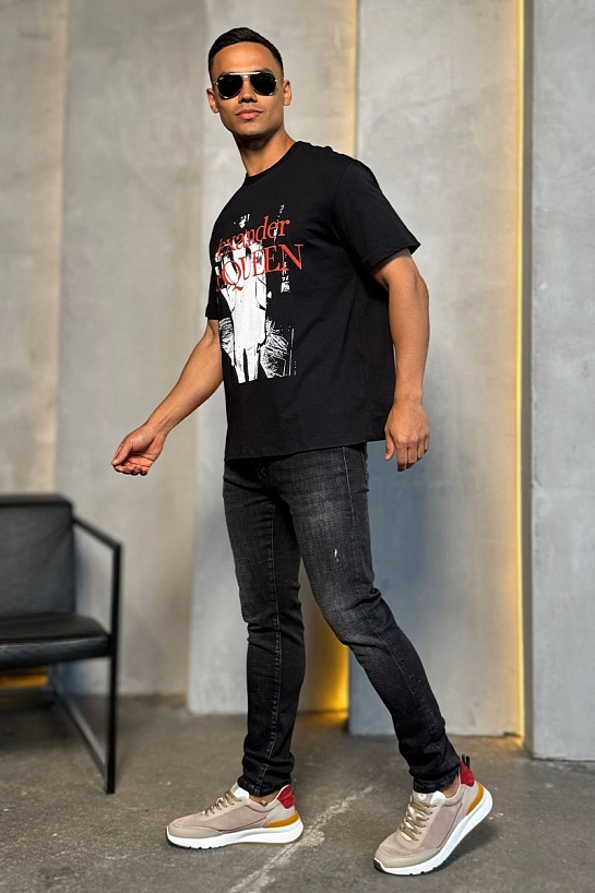 Мужская чёрная футболка Alexander McQueen logo-print