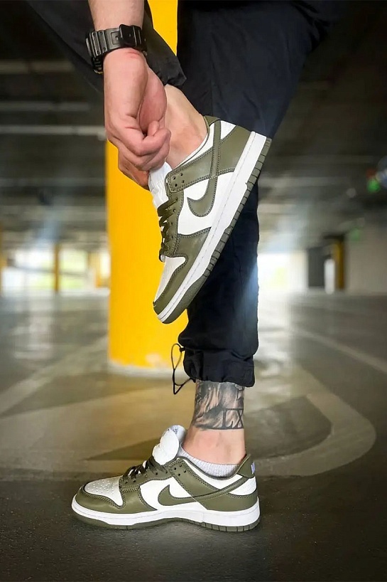 Кроссовки Nike SB Dunk Low "Medium Olive"