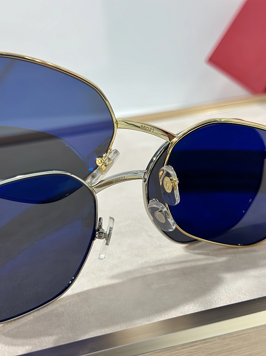 Солнцезащитные очки Cartier Premiere