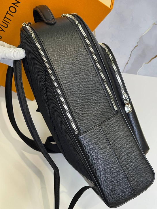Кожаный рюкзак Louis Vuitton Damier Infini premium 40x31x15 см