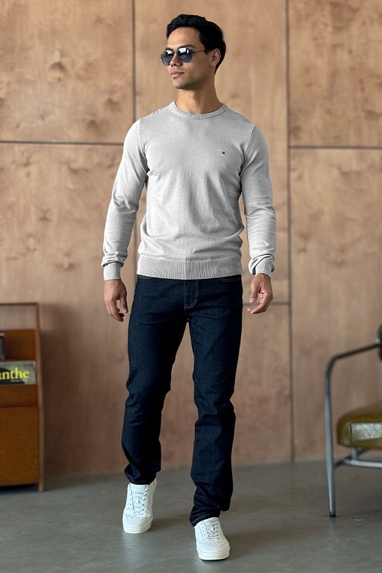 Мужская кофта Tommy Hilfiger светло-серого цвета logo-embroidered