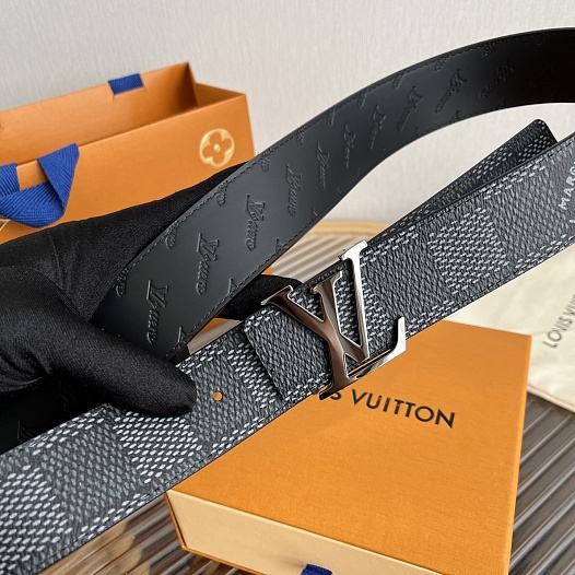 Двусторонний кожаный ремень Louis Vuitton Dimension Premium (ширина 4 см)   