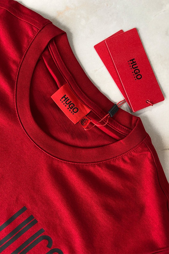 Мужская красная футболка Hugo Boss