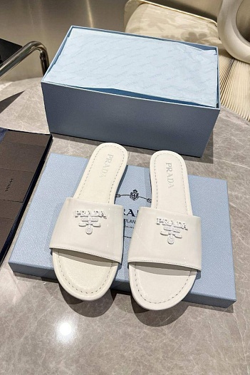 Женские кожаные шлёпанцы Prada Premium - White   