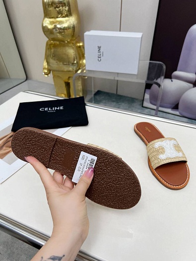 Женские шлёпанцы Celine   