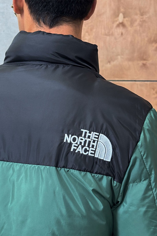 Зелёный пуховик The North Face 1996 Retro Nuptse