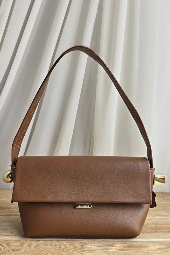 Кожаная сумка Jacquemus The Rond Carre 26x16 см